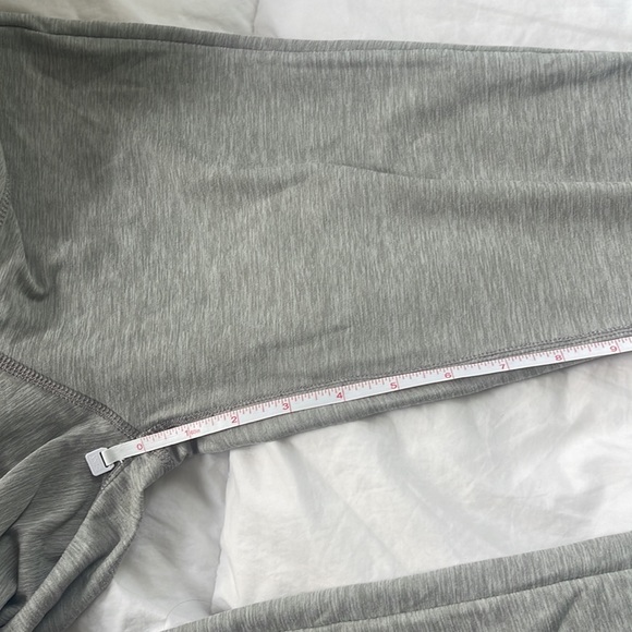 New Balance Women's Leggings - Picture 6 of 7